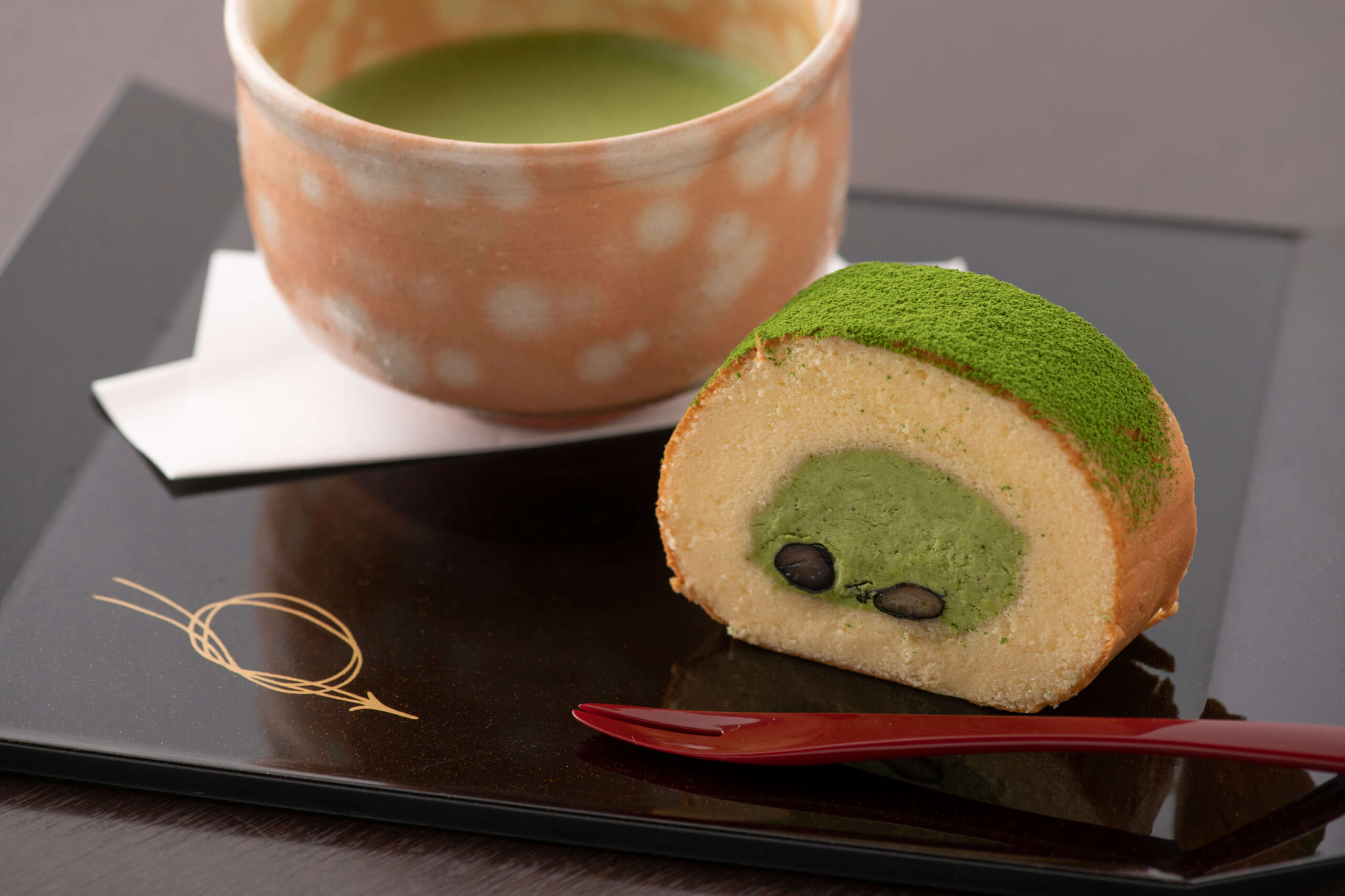 宇治抹茶ロールケーキ