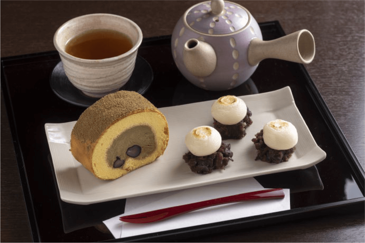 宇治ほうじ茶ロールケーキとお団子