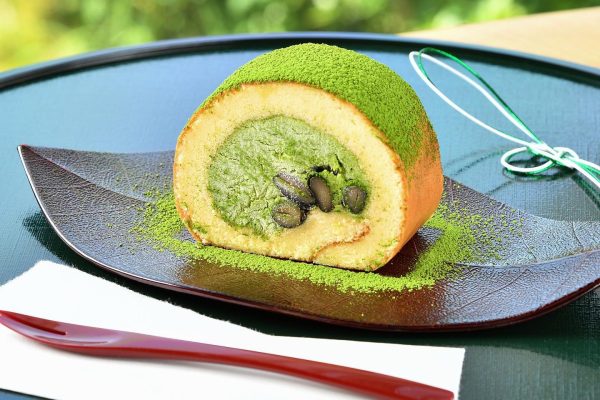 茶楽かぐや美松店抹茶ロールケーキ画像